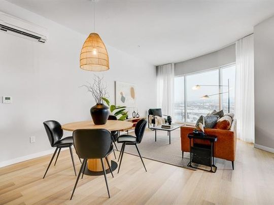 Place du Commerce, H3E 2A5, Montréal - Photo 1