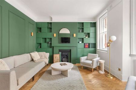 A newly refurbished and beautifully presented three bedroom ground floor apartment - Photo 5