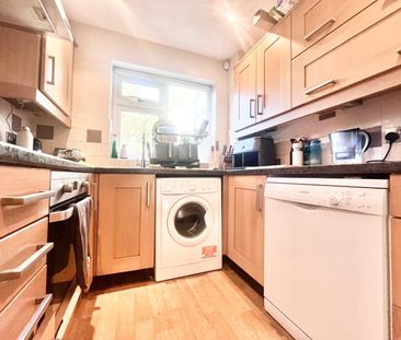 Ross Road, Twickenham, TW2 6JR - Photo 5