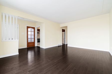 For Lease - 56 Nash Road, Hamilton, Ontario - Photo 3