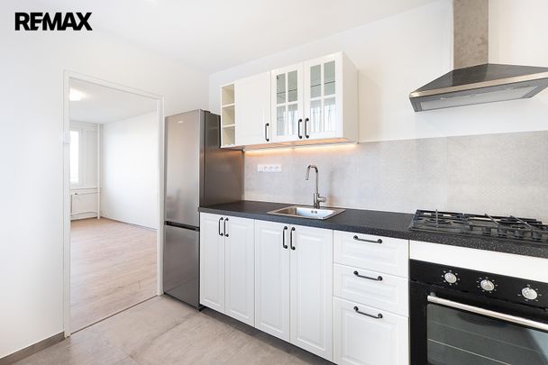 Pronájem bytu 2+1 v osobním vlastnictví 49 m², Praha 4 - Krč - Fotografie 1