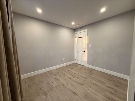 For Lease - 33 Lincoln Street Unit# Unit B, Ajax, Ontario - Photo 3