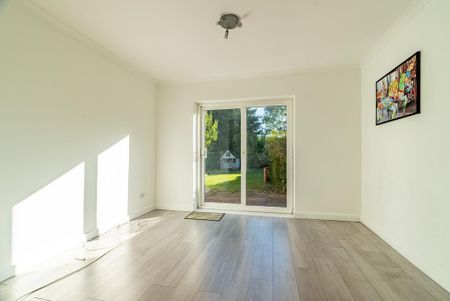3 bedroom terraced house to rent - Photo 5