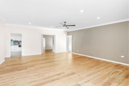 Spacious 4 Bedroom Home + Sleepout Located in Canley Vale! - Photo 5