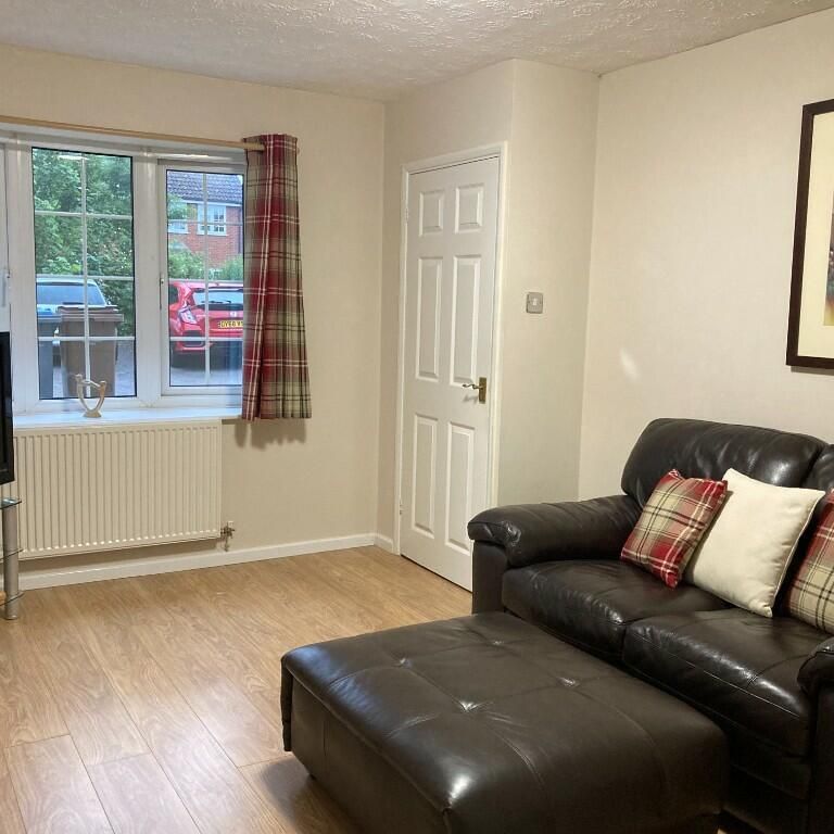 2 bedroom terraced house to rent - Photo 1