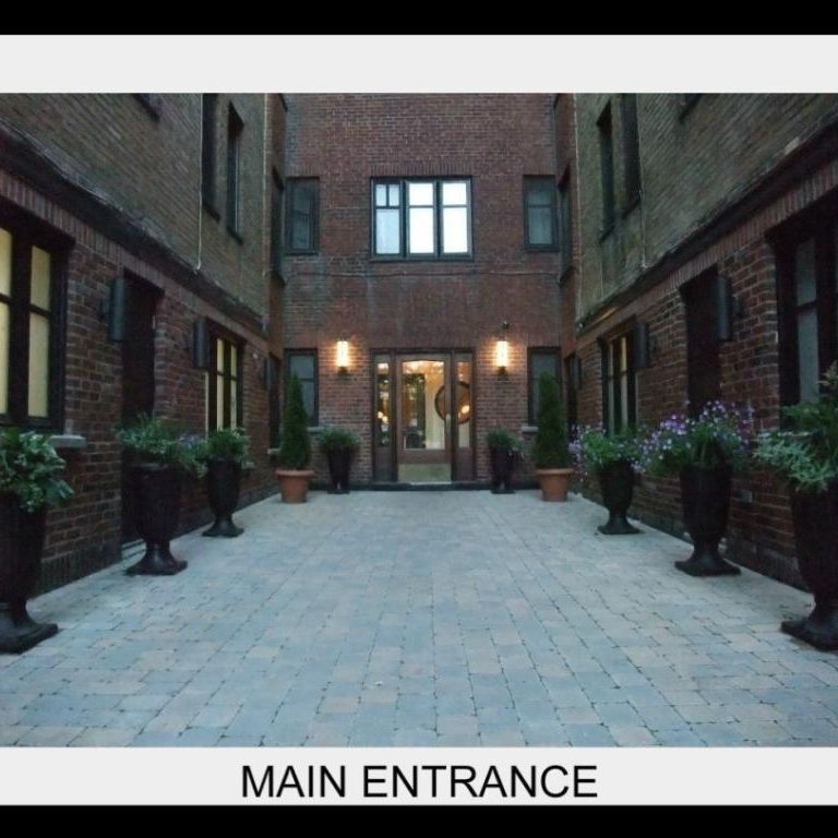 MOIS GRATUIT! - RENOVE Beau 3 1/2 au propre, lumineux, - MONTH FREE ! Beautiful, RENOVATED, clean, huge 3 1/2 , bright, art deco apt (Montreal) - Photo 1