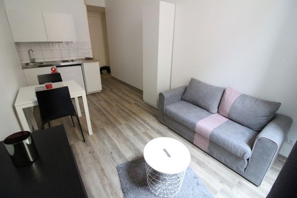 Location Appartement 1 pièce 19m² - Photo 1