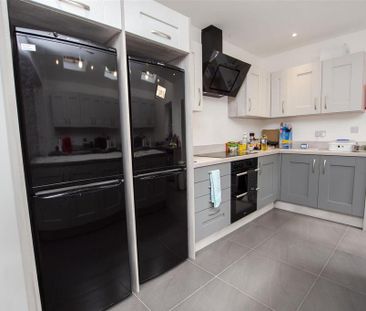7 bedroom house to rent - Photo 3