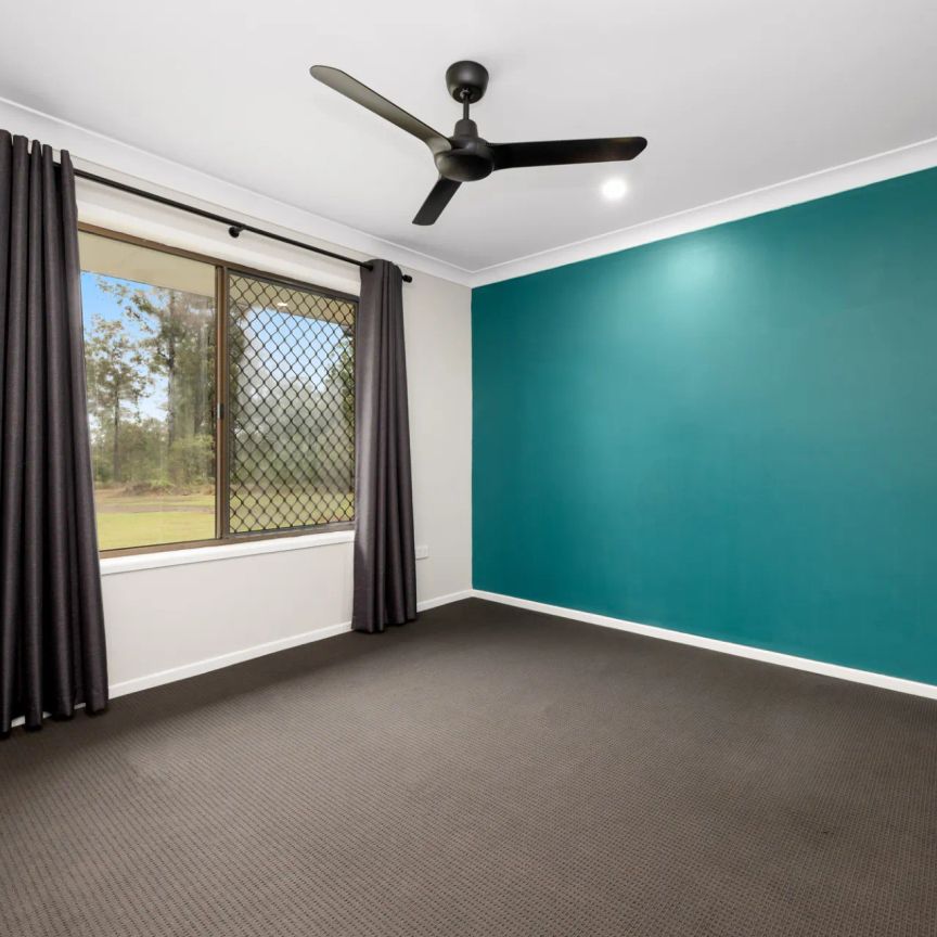 69-71 Jindabyne Court, Greenbank. - Photo 1