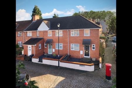 2 Bed End Terrace, Birkin Street, BS2 - Photo 2