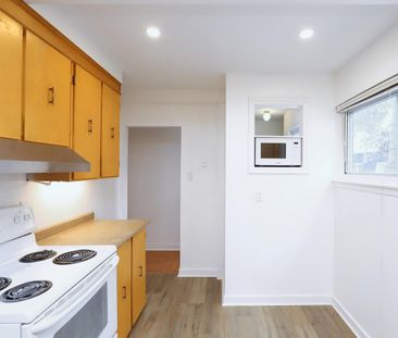 For Lease - 100 George Henry Boulevard Unit# 2, Toronto, Ontario - Photo 2