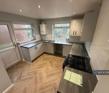 3 bedroom end of terrace house to rent - Photo 6