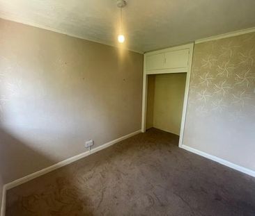 2 bedroom maisonette to rent - Photo 4