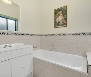 3/10 Orient Grove, Brunswick VIC 3056 - Photo 1