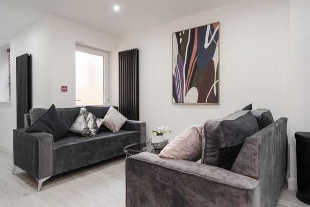 1 bedroom in a house share to rent - Photo 1