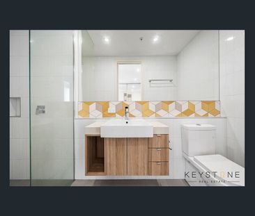 SPACIOUS BRIGHT OPEN PLAN LIVING! - Photo 6