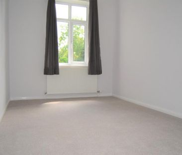 3 bedroom detached bungalow to rent - Photo 5