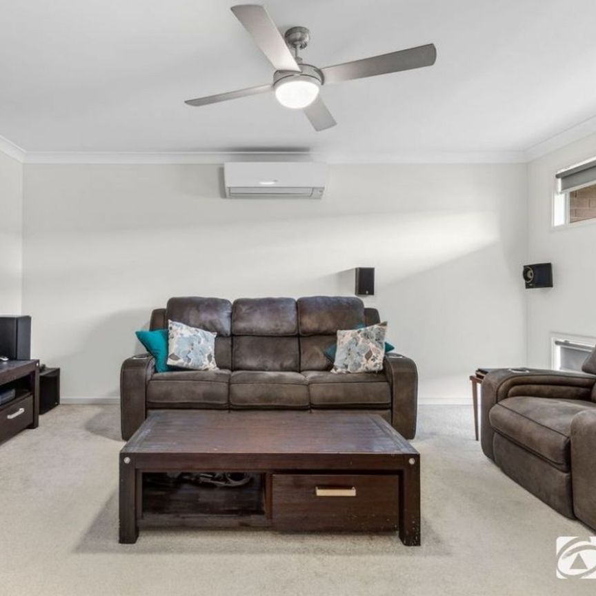 11 Seashore Pl, Sandy Beach - Photo 1