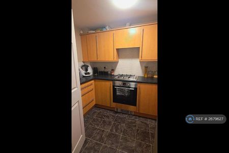 2 bedroom terraced house to rent - Photo 4