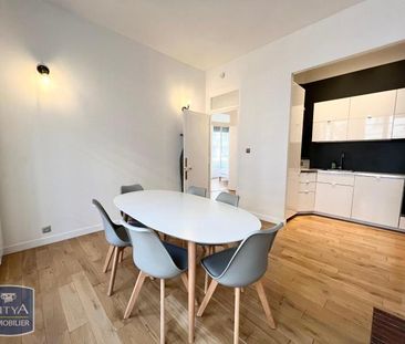 Location Appartement 2 pièces 56m² LYON 7ème - Photo 4