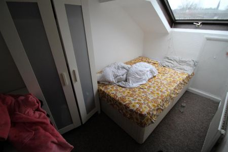 6 bedroom terraced house to rent - Photo 5