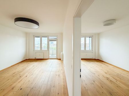 Helle Wohnung mit Weitblick im 10.Stock! / Klimaanlage und DACHTERRASSENNUTZUNG - Photo 2