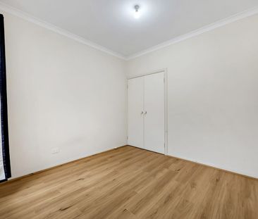 Beautiful Low Maintenance Home - Perfect Location! - Photo 6