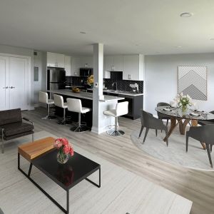 199 Hillcroft Street - Photo 2