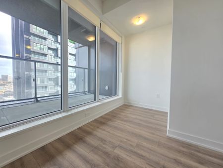 For Lease - 1 Quarrington Lane Unit# 819, Toronto, Ontario - Photo 3