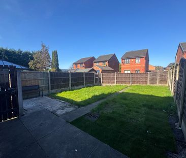 2 bedroom semi-detached house to rent - Photo 3