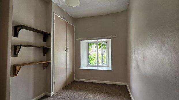 2 bedroom cottage to rent - Photo 1