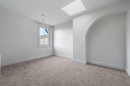 2 bedroom terraced house to rent - Photo 5