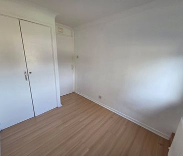 Spinis, Bracknell, Berkshire, RG12 - Photo 3