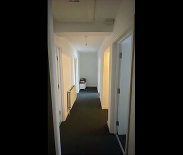 3 Bed Flat, Wordsworth Drive, S5 - Photo 1