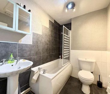 Caroline Place, Prenton, CH43 - Photo 5