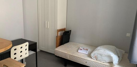 Location Appartement 1 pièce 18m² RENNES 35000 - Photo 2