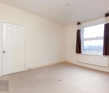 1 bed flat to rent in Baldslow Road, Hastings, TN34 - Photo 1