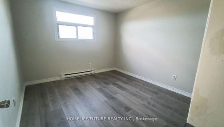 For Lease - 560 Bloor Street Unit# 404, Oshawa, Ontario - Photo 4