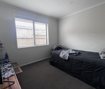 39 Whakaturou Crescent - Photo 3