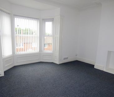 3 bed flat to rent in Ravensworth Terrace, South Shields, NE33 - Photo 4