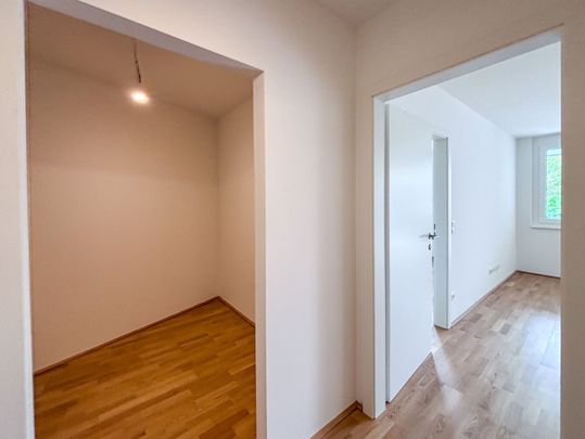 Moderne Mietwohnung mit Balkon in urbaner Lage - Photo 1