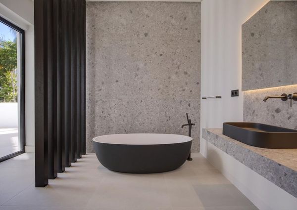 5 bedroom luxury Villa for rent in Marbella, Spain