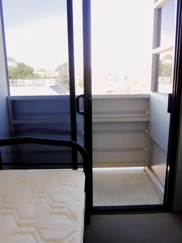 Standard 1 Bedroom - Photo 5