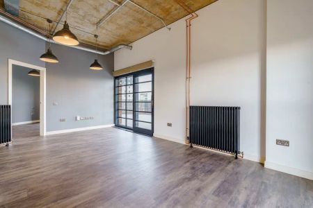 2 Bed Apartment - Photo 5