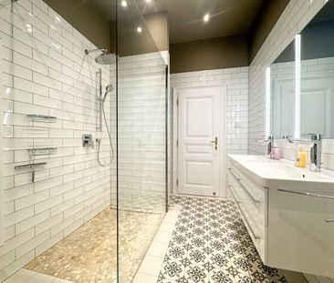 Rarität im Servitenviertel – Stilvolle 3-Zimmer-Altbauwohnung mit C... - Photo 3