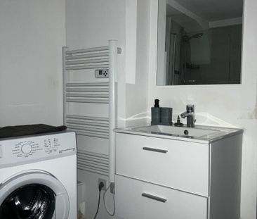 Location Appartement 1 pièce 25m² - Photo 5