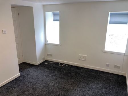 Boghead Road, Lenzie, G66 4EE - Photo 2