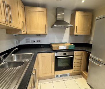 1 bedroom flat to rent - Photo 4