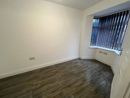 Merridale Street West, Wolverhampton, West Midlands, WV3 - Photo 1