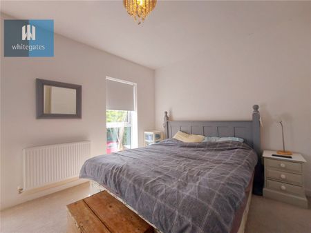 Curlew View, South Elmsall, Pontefract, West Yorkshire, WF9 - Photo 4